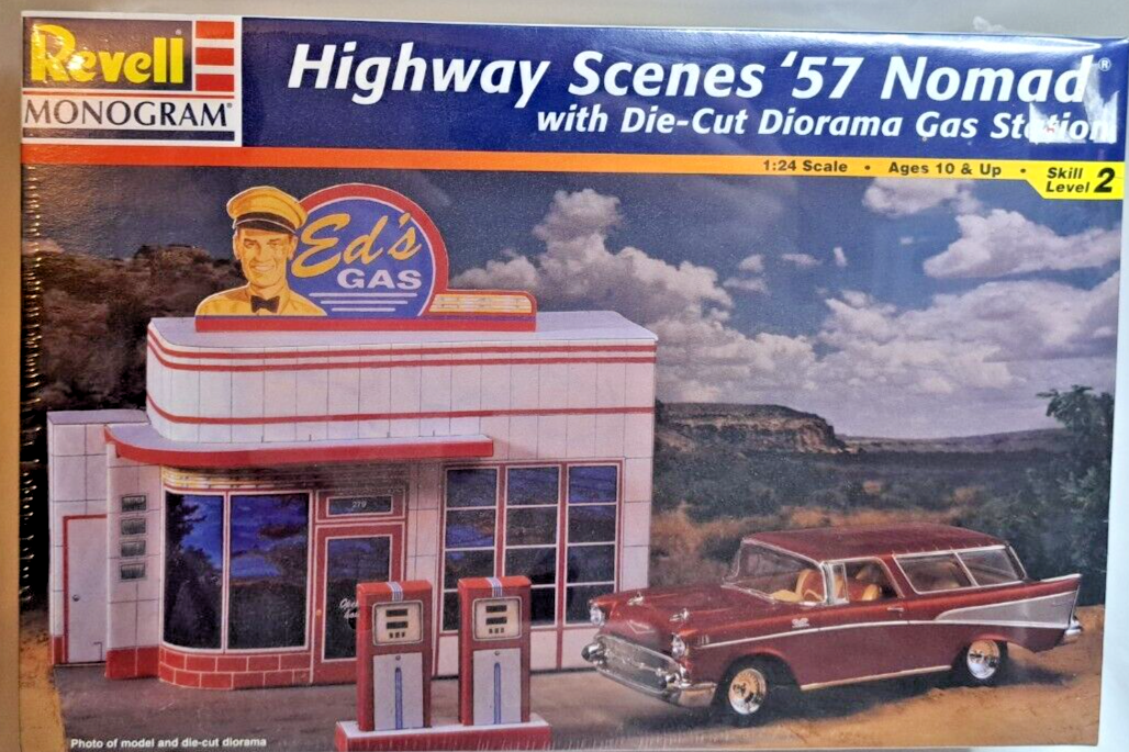自動車 Revell 1/24 Highway Scenes '57 Nomad REVELL HIGHWAY SCENES 57 NOMAD WITH DIORAMA GAS STATION 1:24