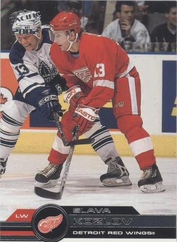 2001-02 Pacific - Vyacheslav Kozlov #142