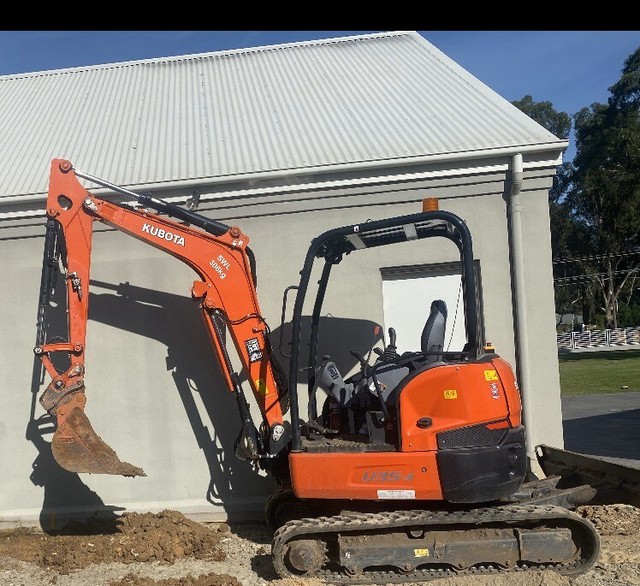3.5T Excavator Hire 300 per day Other Building & Construction