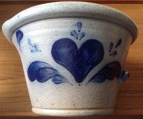 Rowe Pottery Works Salt Glaze Blue HEART Mixing / Baking Bowl 1988
