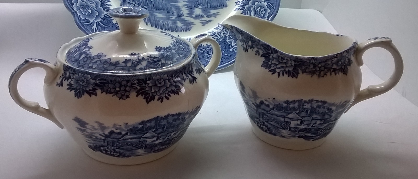 ENGLISH VILLAGE 33 DINNER PIECES SALEM CHINA CO. STAFFORDSHIRE ENGLAND BLUE