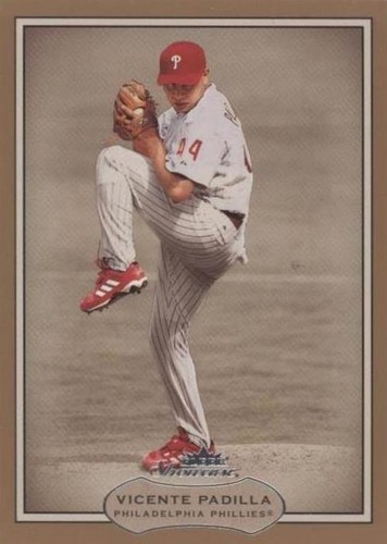 2003 Fleer Showcase - Vicente Padilla #15