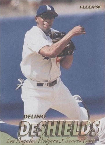 1997 Fleer - Delino DeShields #360