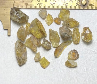 88  Crt/Beautiful Natural Rough  Sphene Hand Calletion Parcel  Pakistan Mine,