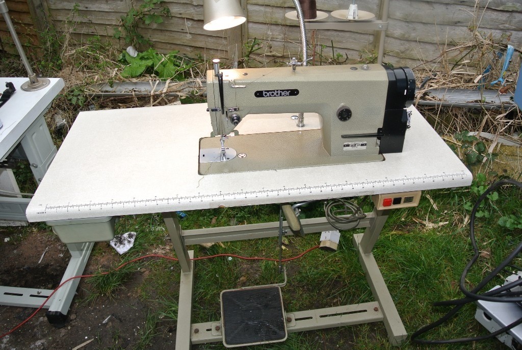 Brother Heavy Duty Lockstitch Sewing machine for Alteration shops, Home