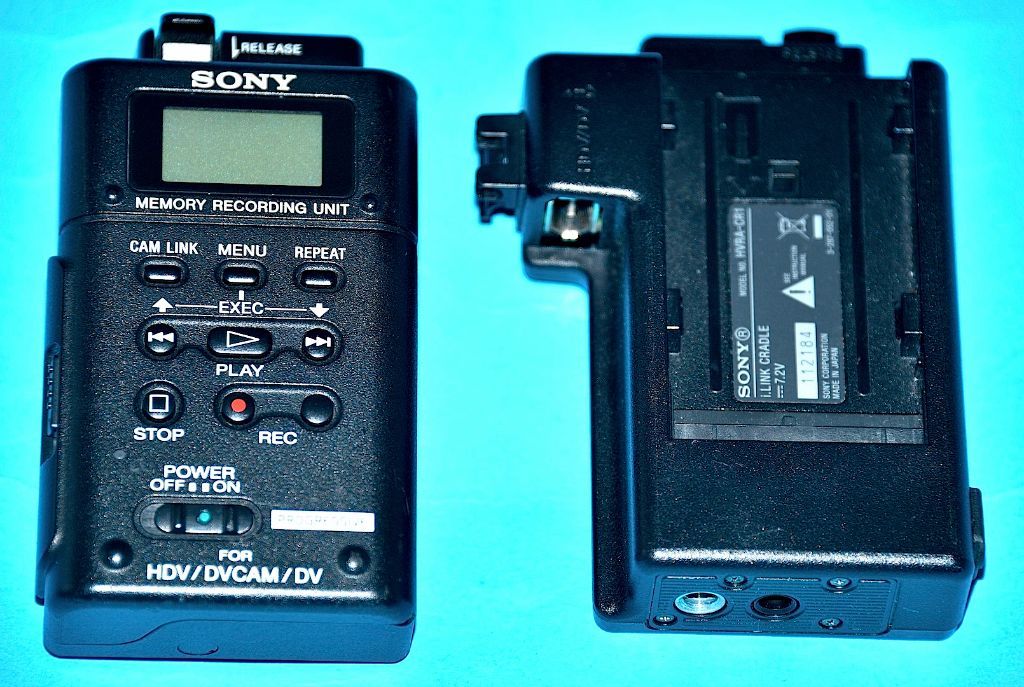 Sony HVR MRC1 Compact flash recording unit with HVRACR1 Cradle. Looks