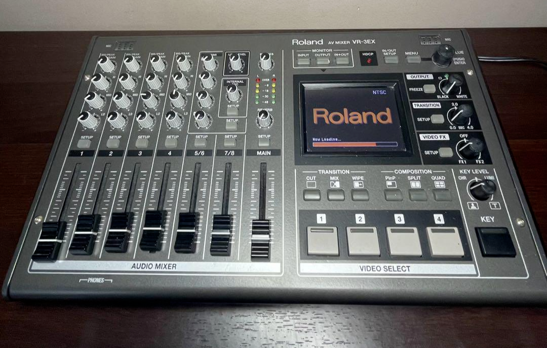 Roland VR-3EX AV Mixer All-in-one Video Switcher Video Roland VR-3EX AV Mixer All-in-one Video Switcher Video