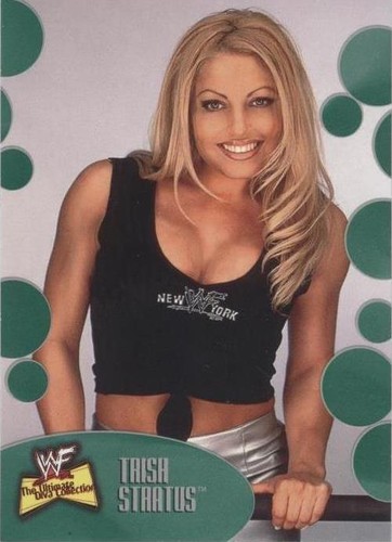 2001 Fleer WWF The Ultimate Divas Collection - Trish Stratus #15