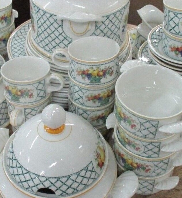 ☆ 希少Villeroy&Boch ☆BASKET ☆ Villeroy & Boch Basket Garden Dinnerware Collection