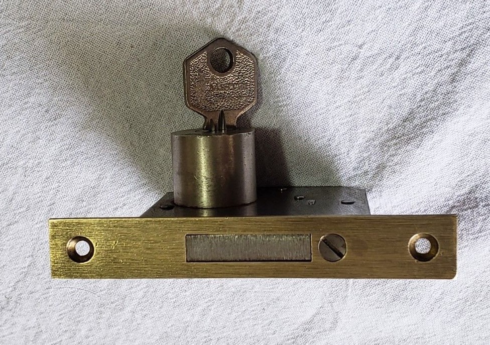 VINTAGE BKS MORTISE DRAWER CABINET LOCK WITH KEY !!