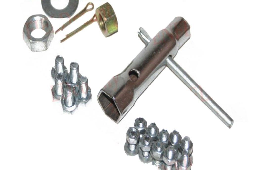 Vespa Complete Bodyline Nut Bolt Fixing Kit Small Frame Scooter 
