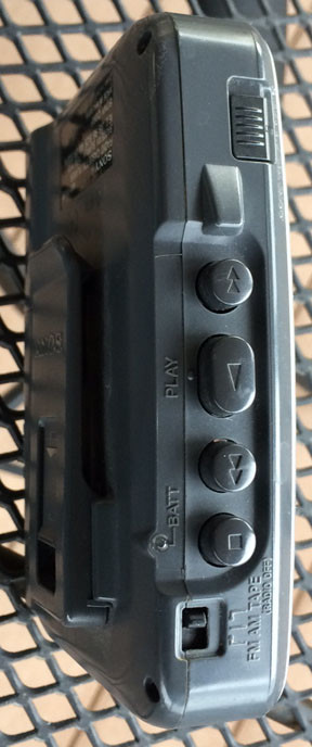 Walkman WM-FX195 Portable Cassette Player AM/FM Radio MegaBass