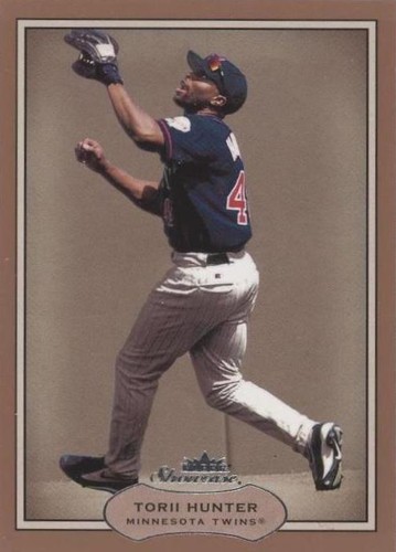 2003 Fleer Showcase - Torii Hunter #17