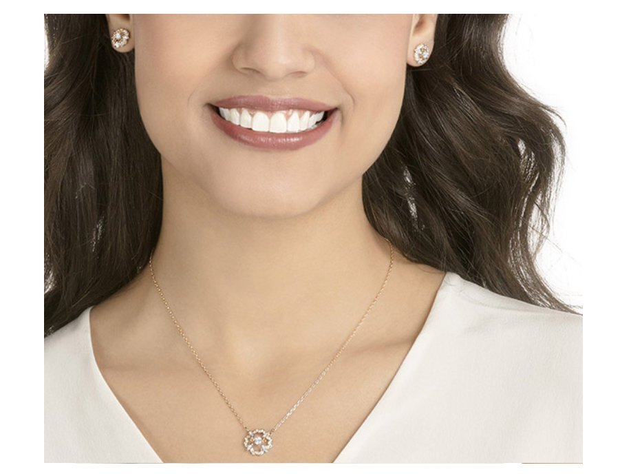 Swarovski Sparkling Dancing Crystal Set Flower Shape