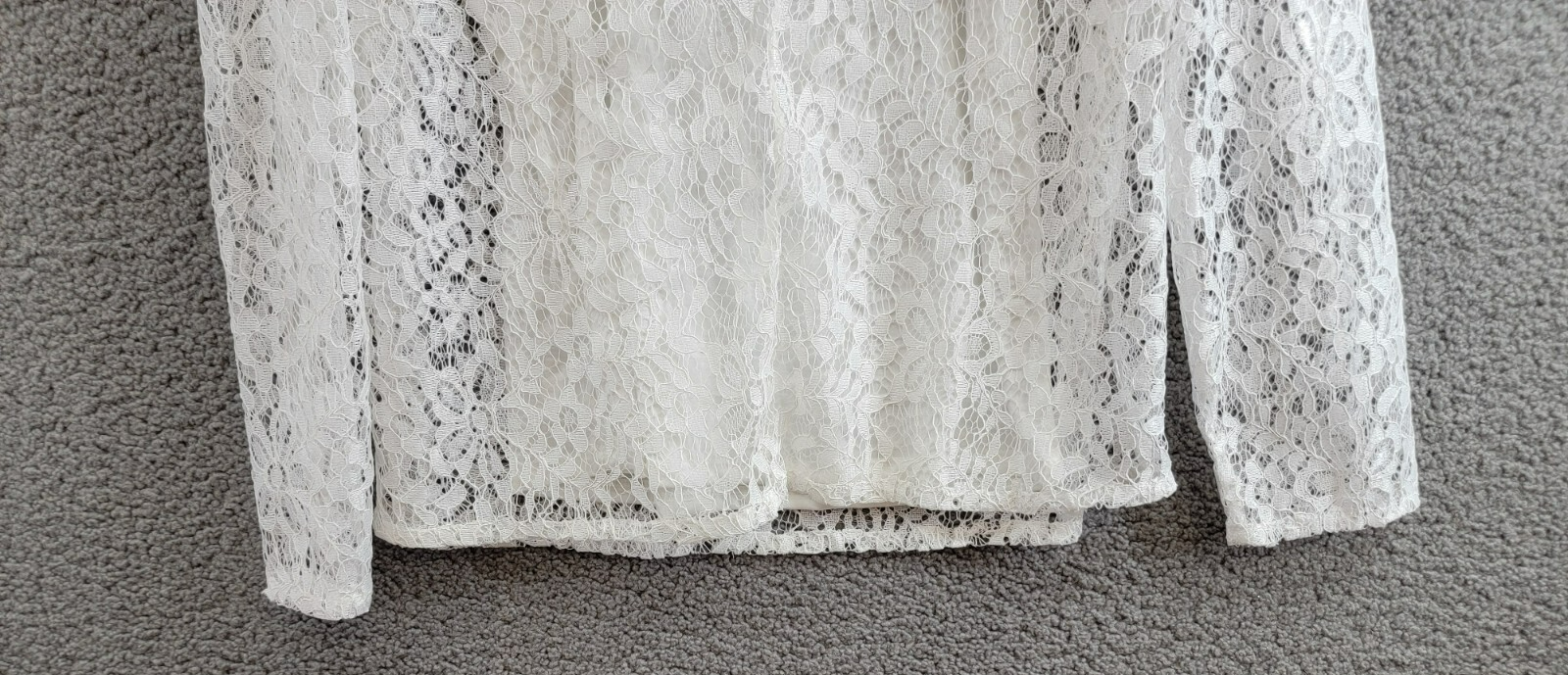 KOKO + MASON Long Sleeve Lace Top Women's S White Ruffled Button Back Closure - Picture 12 of 15