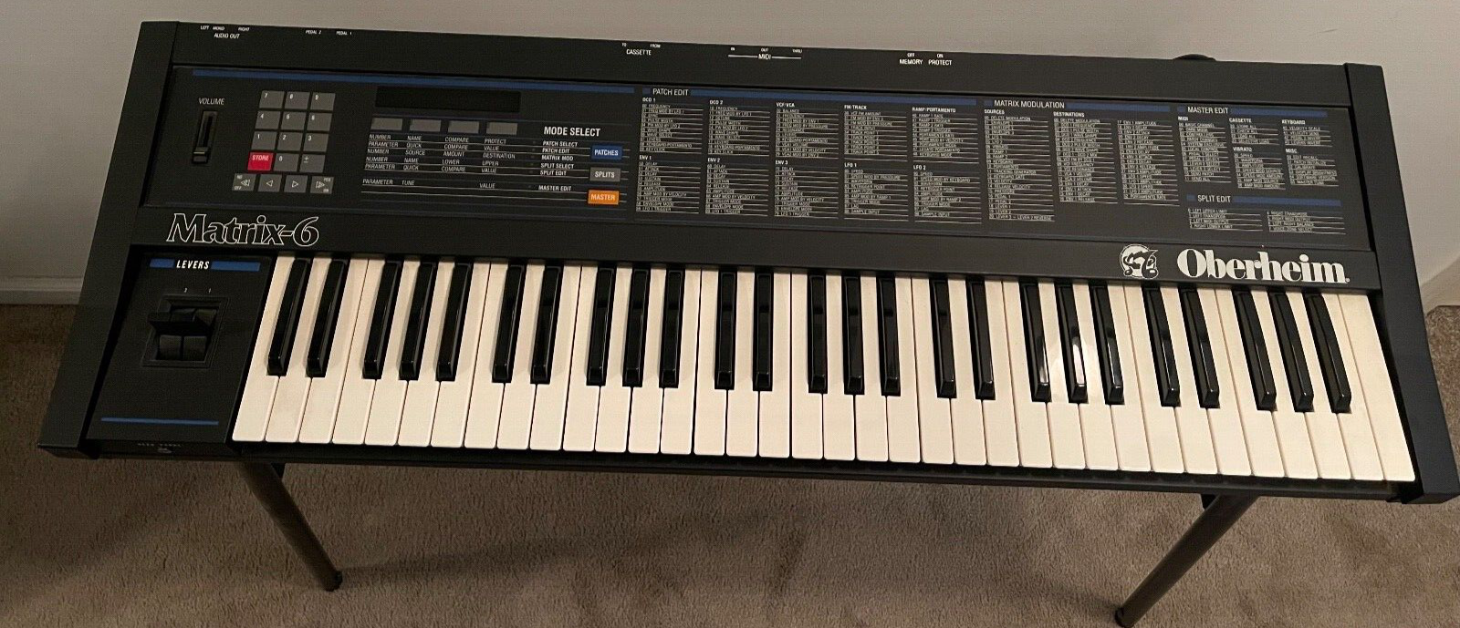 Oberheim Matrix 6 Vintage Synthesizer in Excellent Condition