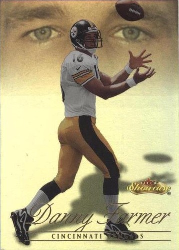 2000 Fleer Showcase Danny Farmer #111
