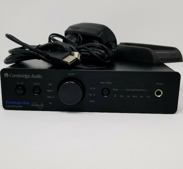 Cambridge Audio DacMagic Plus  Stereo DAC/headphone amp/preamp (Black)