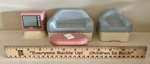 Little Tikes Dollhouse Living Room Set Couch Loveseat TV Coffee Table Lot EUC