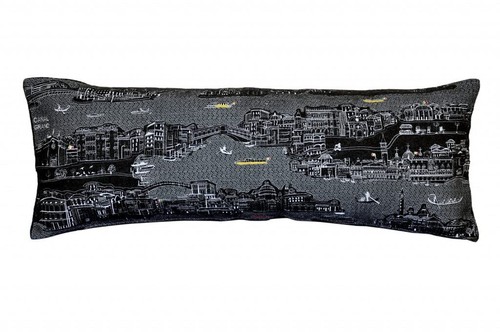 35 Декоративная подушка для поясницы Black Venice Nighttime Skyline