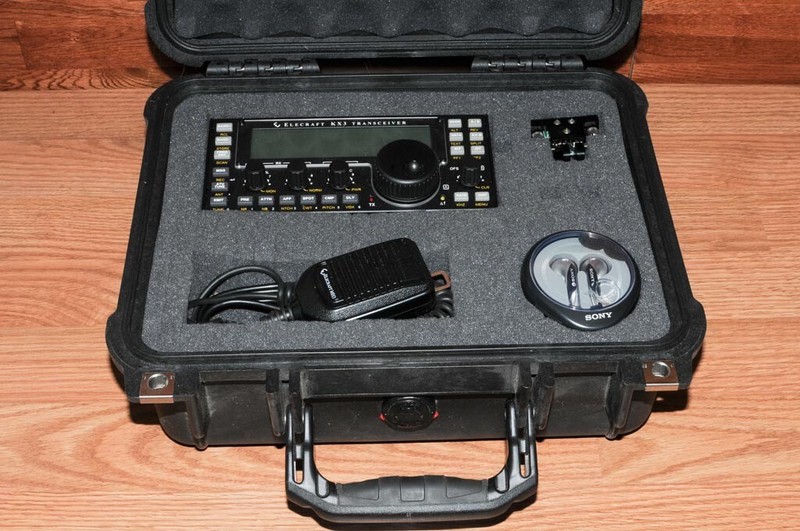 ELECRAFT KX3 PORTABLE QRP PACKAGE - PELICAN, CW KEY, TUNER, HAND MIC, USB, BUDS