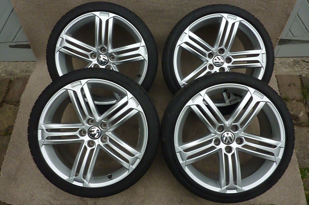 19" inch genuine Volkswagen Talladega alloy wheels for VW Golf R x4