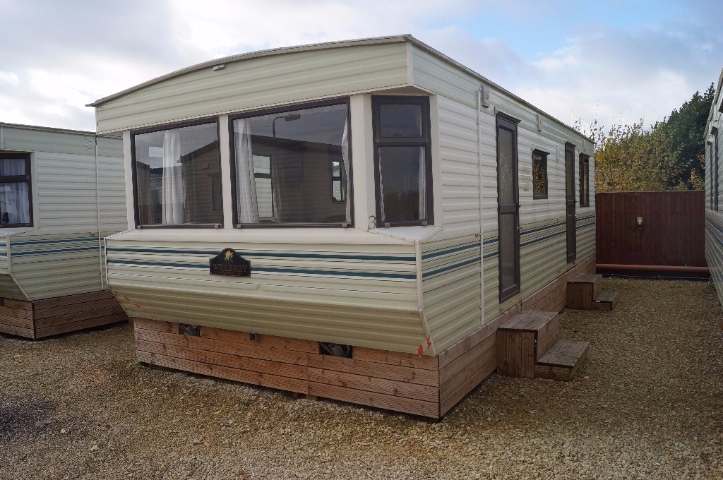 Static Two Bedroom Caravan in Brackley, Northamptonshire Gumtree