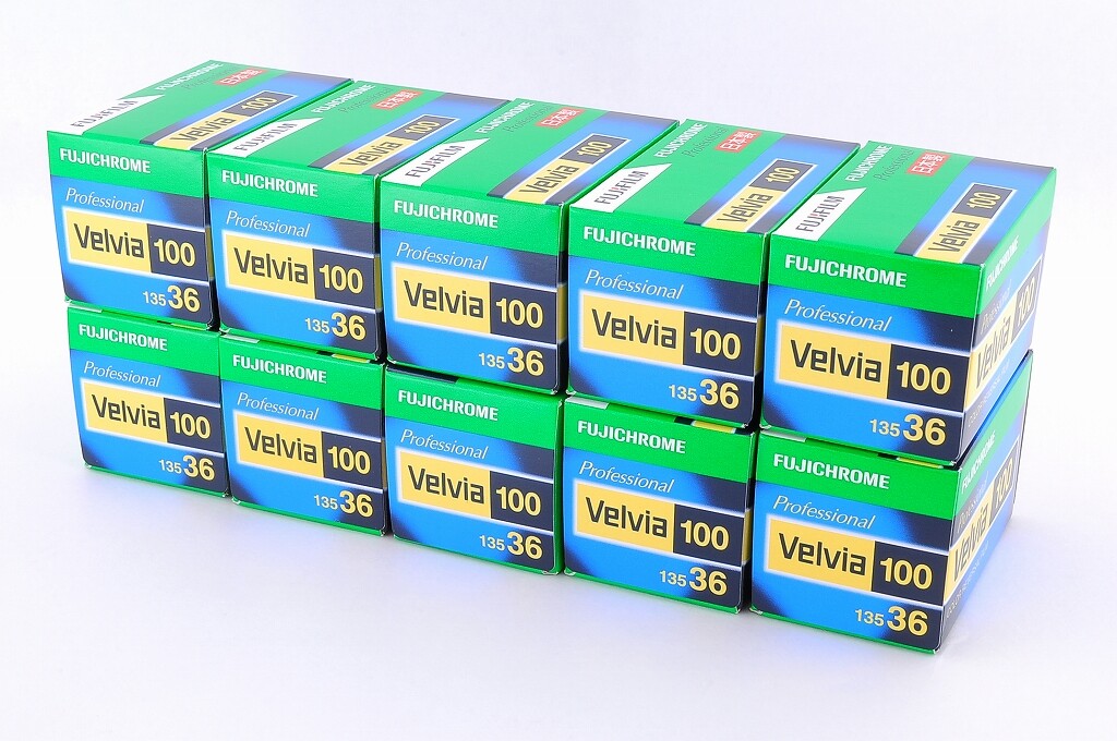 【FUJIFILM】Velvia FUJICHROME Velvia 50 | Fujifilm [United States]