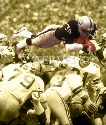 DQ833 Marcus Allen Oakland Raiders 8x10 11x14 16x20 Spotlight Photo