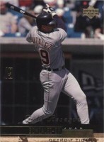 2000 Upper Deck Gold Reserve - Juan González #92