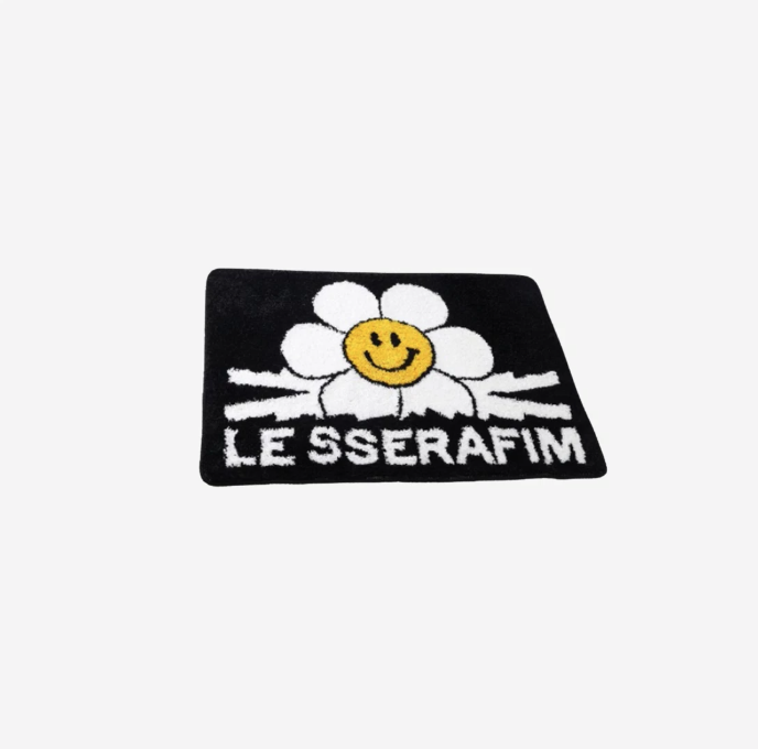 Le Sserafim x Wiggle Wiggle Pop-Up Floor Mat Black - 23SS | eBay