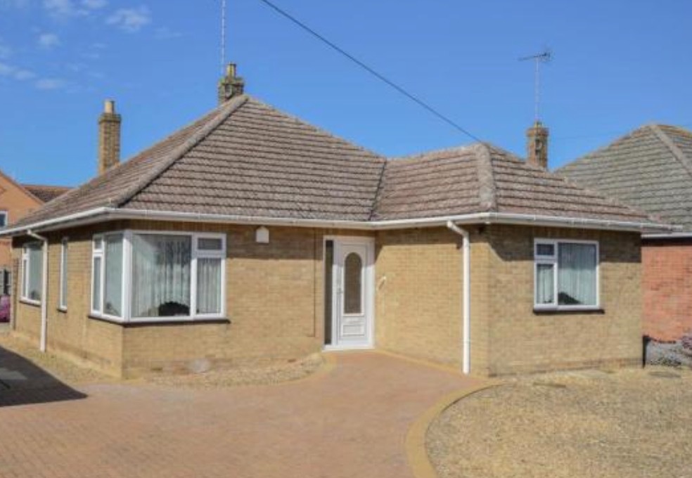 Detached bungalow 2 bedrooms, Crowland near Peterborough in Eye