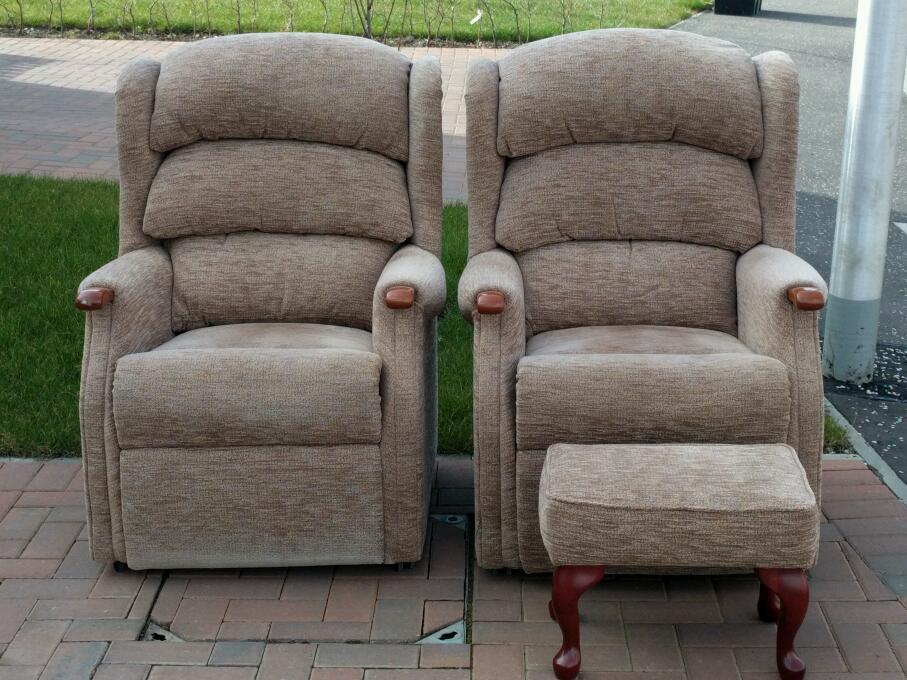 HSL Linton suite in Bouclé Cocoa. 2 Seater sofa, 2 Comfort chairs and