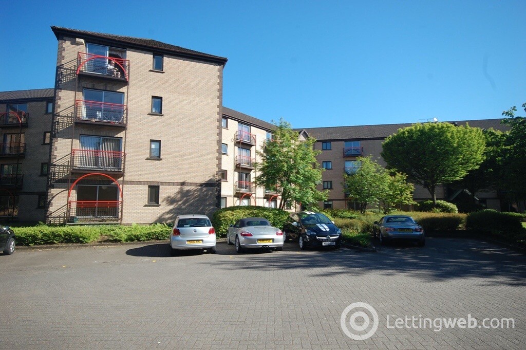 Stunning 1 bed property on Riverview Clyde side in Southside, Glasgow