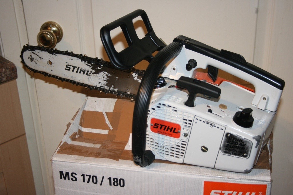 STIHL 020 AV SUPER top handle chainsaw in Bradford, West Yorkshire
