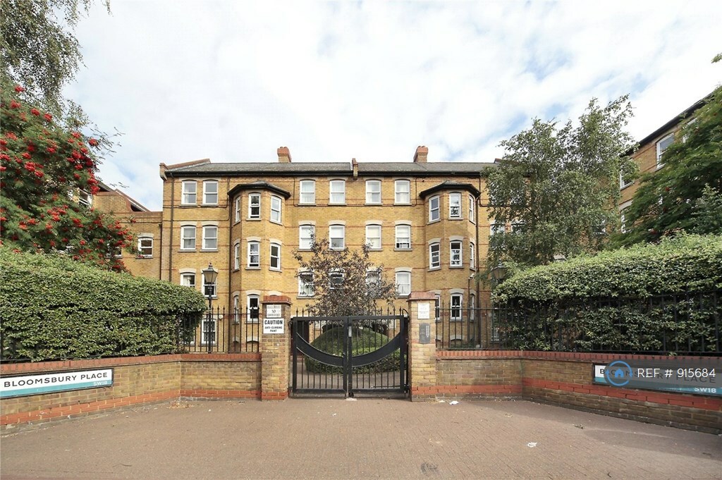 2 bedroom flat in Tonsley Heights, Wandsworth, SW18 (2 bed) (915684