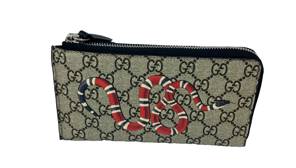 Pre-owned Supreme Authentic Gucci Gg  Snake Print L-shaped Zipper Wallet 575364 K561n In Beige