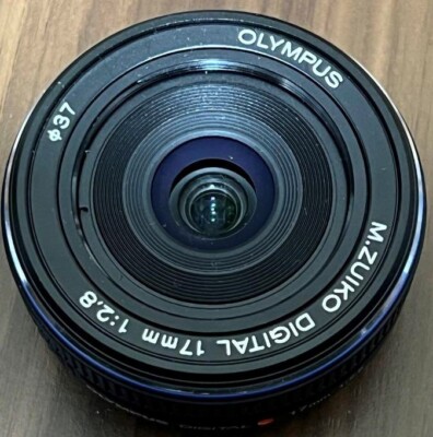 OLYMPUS M.ZUIKO DIGITAL 17mm F2.8 Black Pancake Lens For