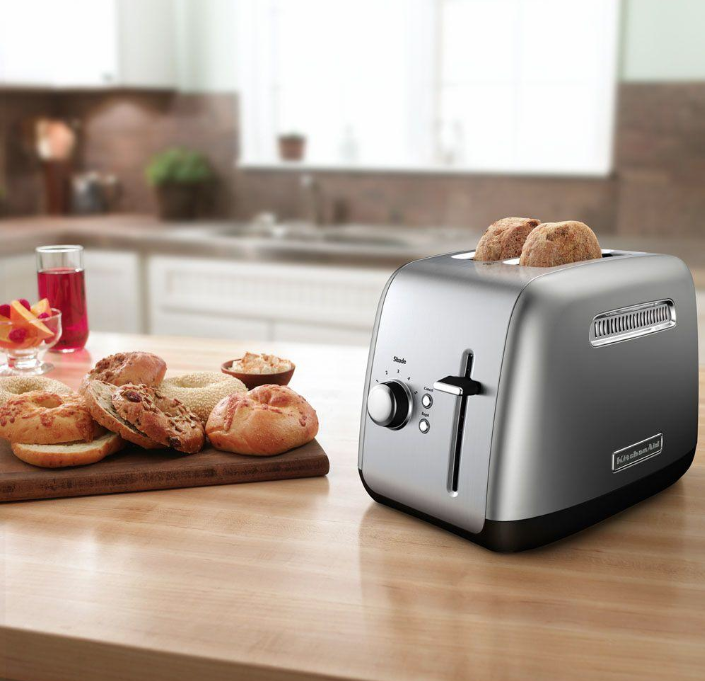 KitchenAid 2-Slice Toaster with manual lift lever, Contour Silver, New Box