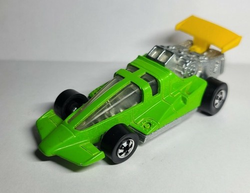 【極美品・人気の19号】HOORSENBUHS MAKERS CLASSIC オトコの変身願望満たす 魅惑の横顔つくるメガネ6選（3ページ目