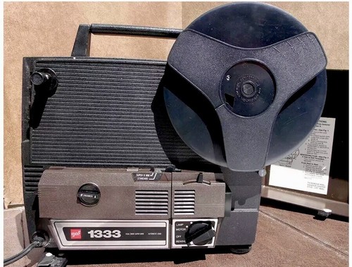 VINTAGE GAF AUTOMATIC THREADING DUAL 8mm MOVIE FILM REEL TO REEL PROJECTOR #1333
