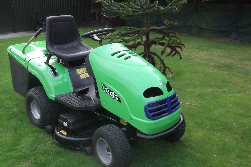 AGS Starjet Lawntractor Lawn Mower Tractor RideOn Lawnmower For Sale