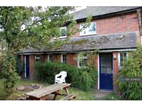 6 bedroom house in Chalk Pit Cottages, Theale, Reading, RG7 (6 bed) (#1481312)