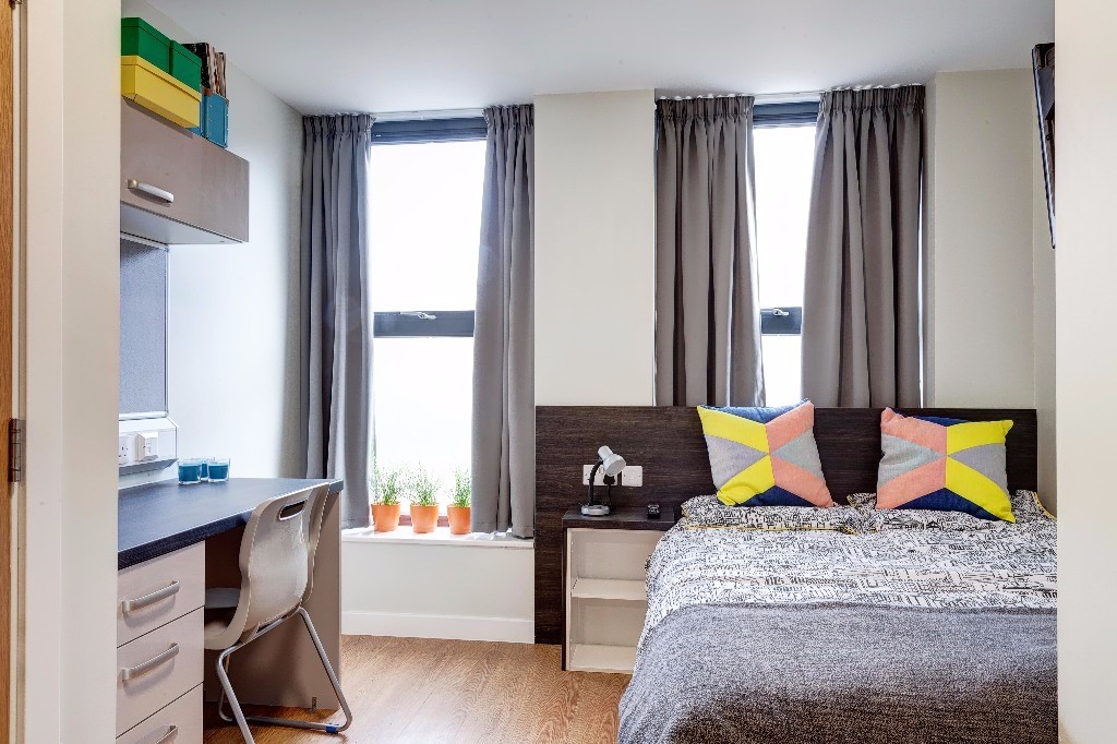 Luxury Student Studios in Chester NOW TAKING SHORT TERM LETS! in