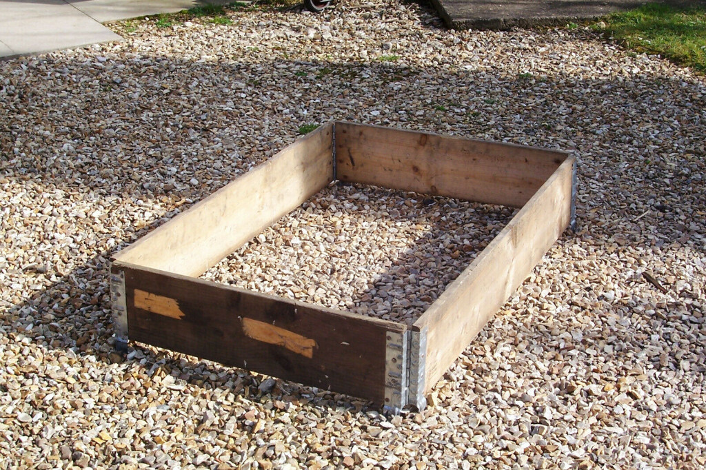 FOLDING WOODEN EURO PALLET COLLARS USED CONDITION SOLD OUT in