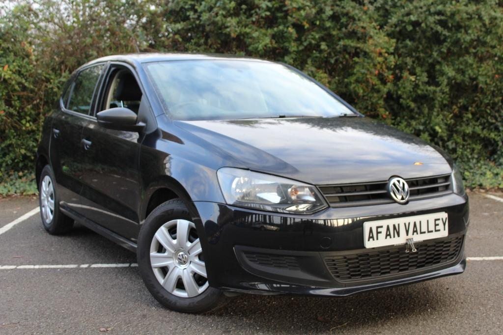 Volkswagen polo black