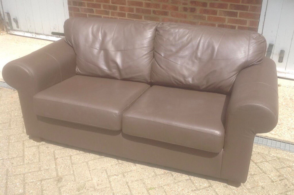 gumtree preston leather sofa