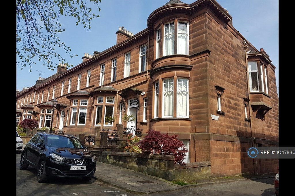 2 bedroom flat in Students Kingsborough Gardens, Glasgow, G12