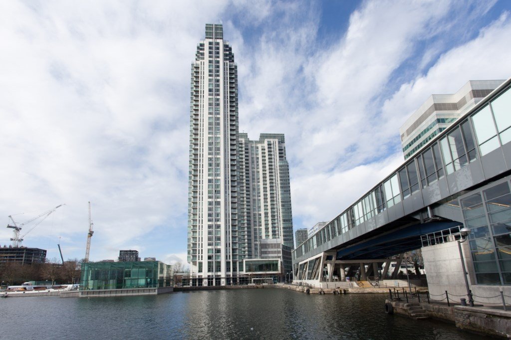 LUXURY 18TH FLOOR STUDIO WITH A VIEW Pan Peninsula E14 CANARY WHARF