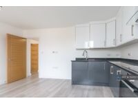 2 bedroom flat in Grove Place, Bedford, MK40 (2 bed) (#1500577)
